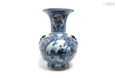 A rare and fine blue and white porcelain vase painted with s...