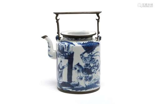 A blue and white porcelain cylindrical teapot painted with e...