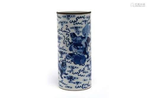 A blue and white porcelain cylindrical vase painted with Bud...