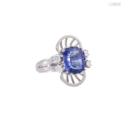 Ring with fine tanzanite ca. 5 ct