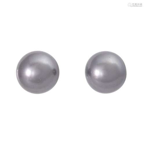 Pair of stud earrings with one Tahiti cultured pearl each, d...