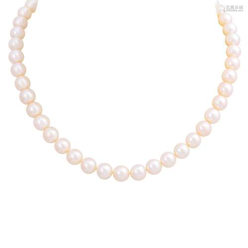 Akoya beads chain about 8.4 mm,