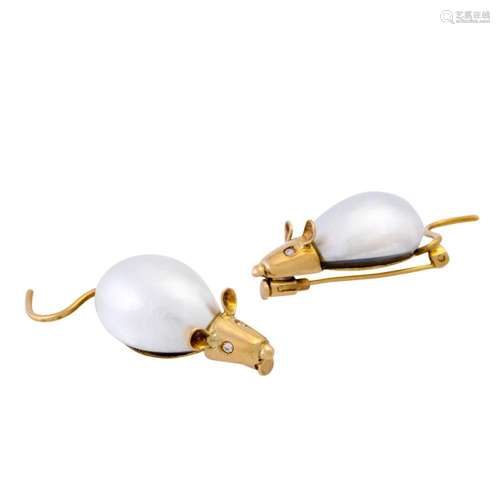 Set of 2 brooches "Mice" made of mabe pearls in th...