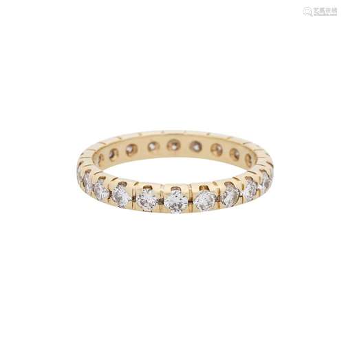 Memo ring set all around with 22 diamonds total ca. 1,5 ct,