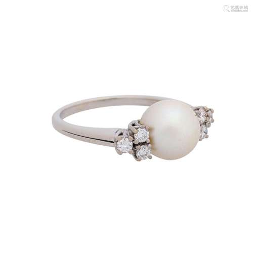 Ring with pearl and 6 diamonds total ca. 0,25 ct,