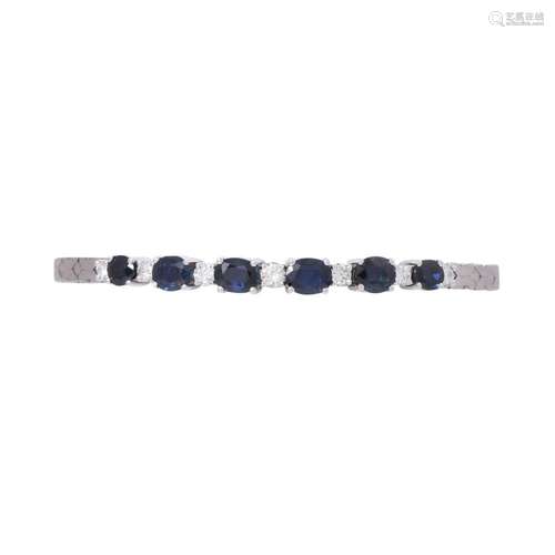 Bracelet with sapphires and diamonds