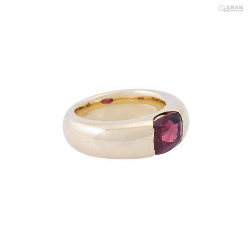 Ring with rhodolite (garnet)