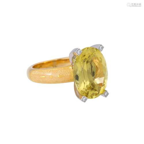 VICTOR MAYER ring with gold beryl