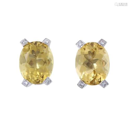 VICTOR MAYER pair of stud earrings with gold beryls