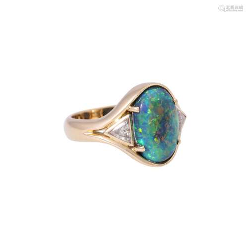 Ring with high fine black opal ca. 3,5 ct