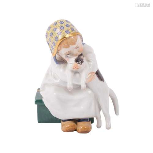 MEISSEN "Child with cat in arm"