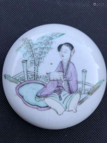 Antique Chinese Porcelain Famille Rose Round Ink/Ointment/Pa...