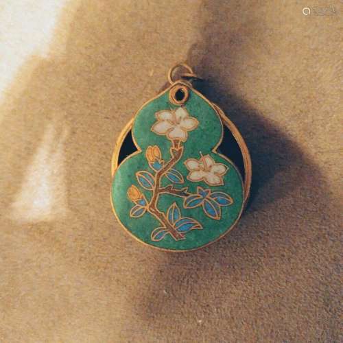 Vintage Chinese Green floral Cloisonne on brass pocket Magni...