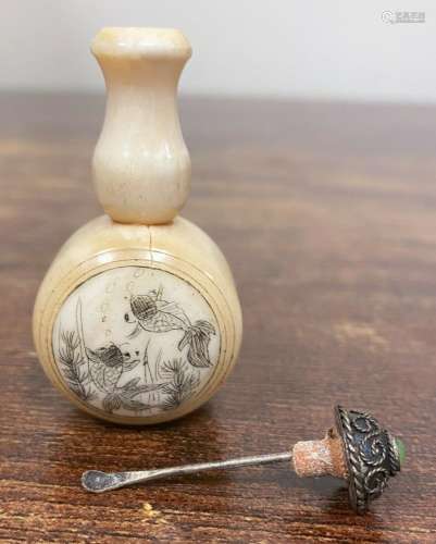 VTG Estate Scrimshaw Carved Koi Fish Underwater Snuff Bottle...