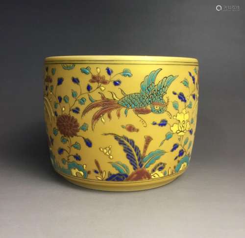 Rare Chinese Ming porcelain golden glaze bird design lid pot