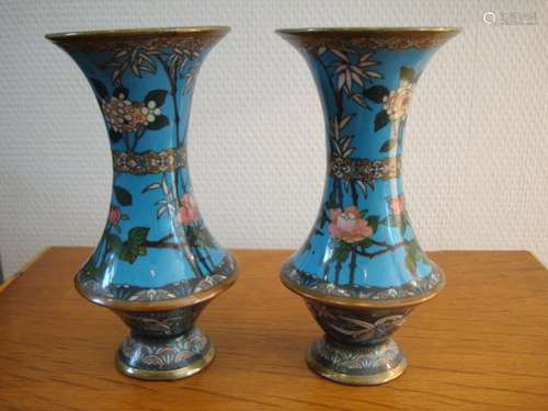 Paire vases Japon cloisonné