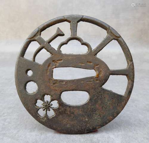 Tsuba Fer Ajouré, Très Pure, Japon, époque Edo