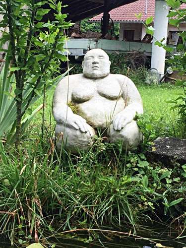 Sculpture De Sumo En Pierre Reconstituée