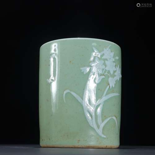 Pea green glaze flower tattoo pen containerSpecification: hi...