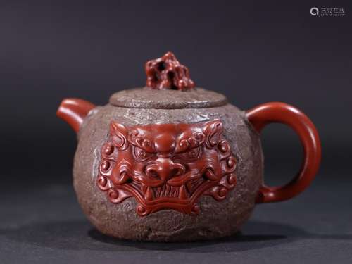 Zhu mud celebrity beast grain teapot.Specification: ear from...