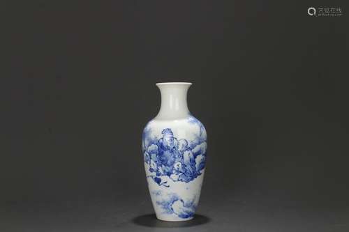 Stories of hand-painted porcelain bottle.Specification: 18 c...