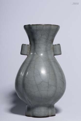 : imitation officer glaze vase with a double penetration17 c...