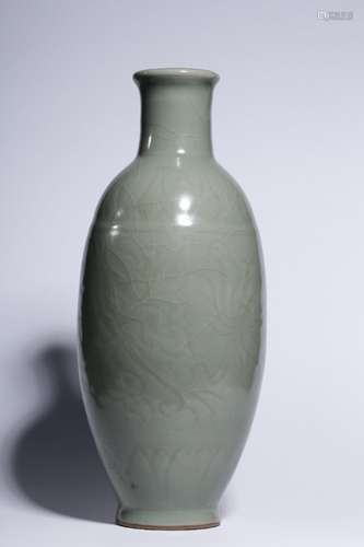 Bottle: longquan hand-cut oliveHigh 31.5 CM diameter 6 cm147...