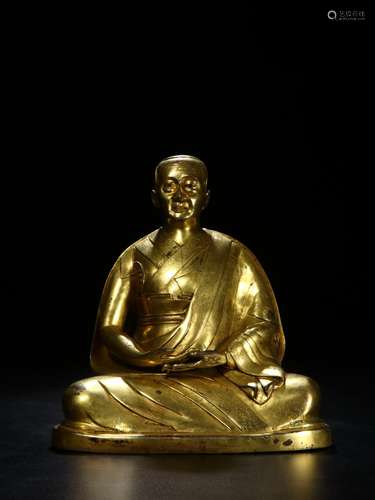 : gold master like a statueSize: 27 cm wide and 24.5 cm weig...