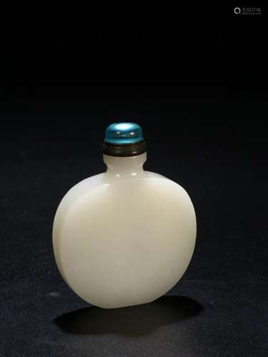 : hetian jade snuff bottlesSize: 6.3 cm wide and 4.9 x 1.4 c...