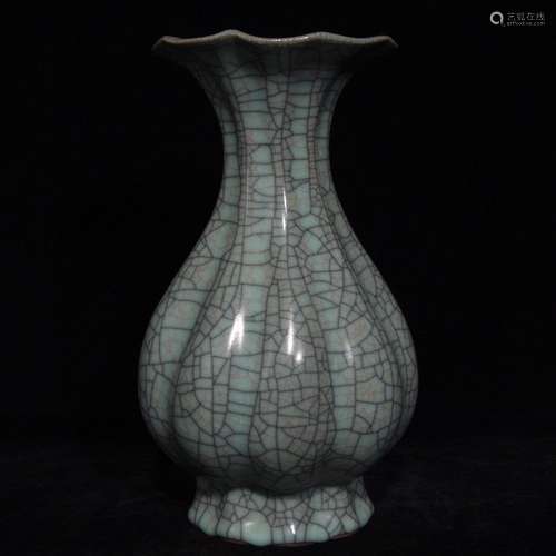 Elder brother kiln melon leng flower bottle mouth 24 x13. 5