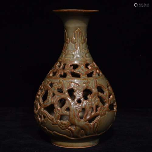 Longquan celadon hollow-out okho spring bottle 18.5 x11