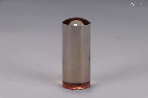 The crystal sealsDiameter of 2.5 cm high 6.1 cm weighs 70 gC...