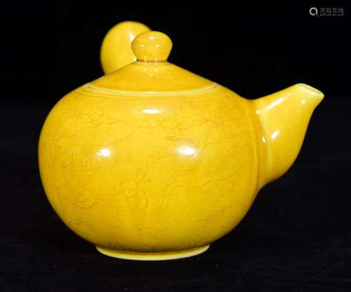 9 * 14 m years yellow glaze hand-cut pot