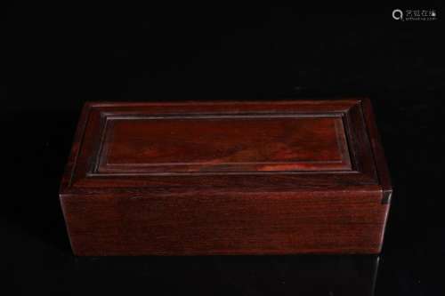 Organs of rosewood box.The size of about 26 x 12.6 x 7.5