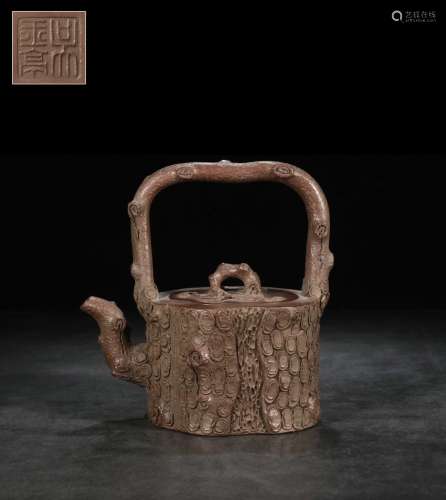 Stump girder pot, Wu YutingSize, 16 cm long, 11.8 cm wide, 1...