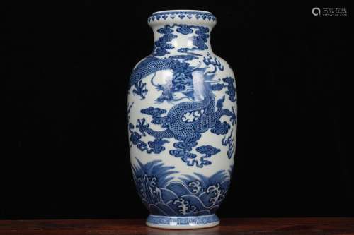 Blue and white YunLongWen dish - wax gourd bottle40.5 cm hig...