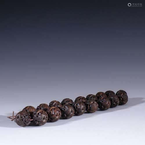 Old aloes word dragon holding a long lifeSpecification: bead...