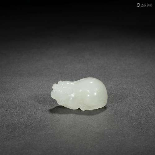 Small the mythical wild animal, hetian jade pendantSpecifica...