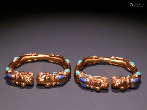 The gold, copper stone ssangyong grain bracelet a couple, di...