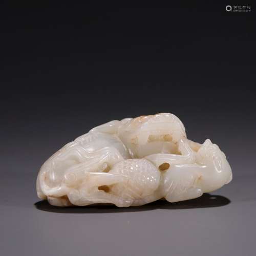Old hetian jade, play the ball to a lionSpecification: high ...