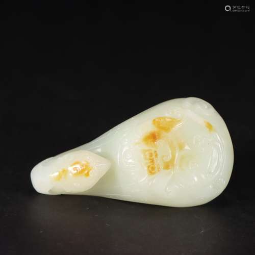 : hetian jade dragon half hookSize: 7.5 cm long, 4 cm wide2 ...