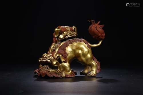 Copper and gold lion furnishing articlesStandard long and 30...