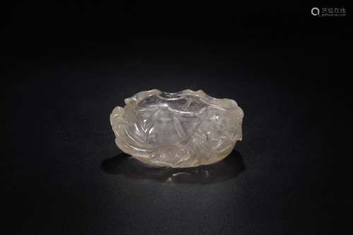 Old, crystal lotus, writing brush washerSize: 4.7 cm wide an...