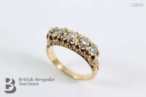 Late Victorian 14ct five stone diamond ring. The ring set wi