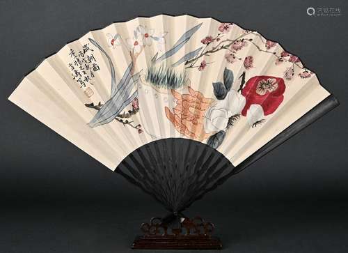 A CHINESE FLOWER AND BIRD PAINTING ON FAN,WANG XUETAO MARK