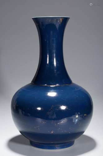 A BLUE GLAZE GILT-DECORATED DRAGON VASE