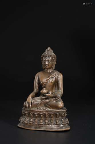 A COPPER SHAKYAMUNI BUDDHA STATUE