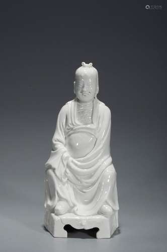 A DEHUA-KILN WHITE GLAZE FIGURE STATUE