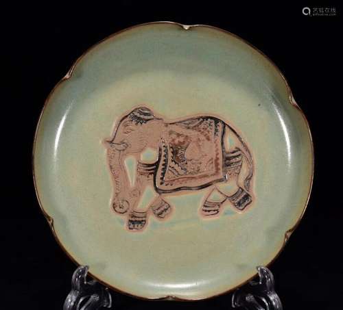 Chinese Porcelain Handmade Exquisite Elephant Pattern Plate ...