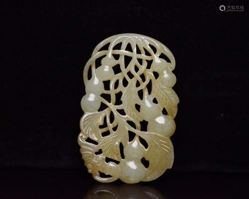 Chinese Natural Hetian Jade Hand-Carved Exquisite Gourd Pend...